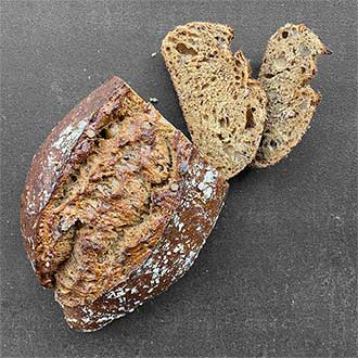 Dinkel-Walnuss-Spitz